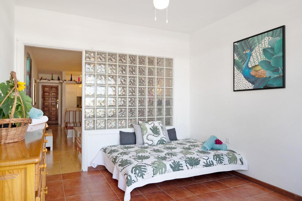 Isla And Ocean With Pool And Wifi Apartment Коста Тегисе Екстериор снимка